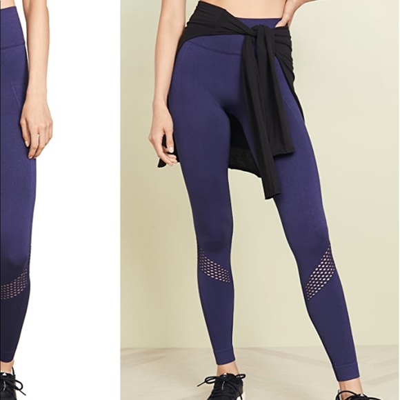 2 Piece seamless work out set - Picture 9 of 15